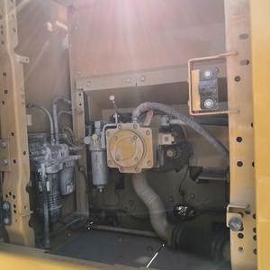 Excavadoras de orugas usadas CAT 323gc en buen estado Caterpillar CAT320 CAT320D CAT320CL CAT320BL CAT320C CAT320GC CAT320DL en venta - Product Image 5