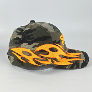 Cappellino da Baseball con Logo Personalizzato, Ricamo 3D, Design con Lettere Mimetiche, Fiamma Arancione Ricamata, Streetwear Unisex, Cappello Snapback 100% - Product Image 4