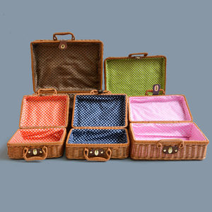 Panier de pique-nique rectangulaire en <span class=keywords><strong>rotin</strong></span> de taille moyenne <span class=keywords><strong>vintage</strong></span>, boîte-cadeau pour organisateur de jouets de mariage et valise - Product Image 3