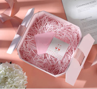 Remplissage de boîte en paille sèche DIY en gros, papier déchiqueté de haute qualité, herbe de raphia pour la décoration de la Saint-Valentin et l'emballage de boîtes cadeaux