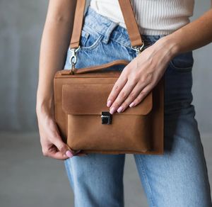 Handmade <span class=keywords><strong>Leather</strong></span> Bible Bag para As Mulheres Special Purpose Case com Alça Presente Cristão Personalizado - Product Image 4