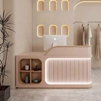 Comptoir d'Accueil de Luxe au Design Créatif, Moderne et Simple pour Petit Salon ou Institut de Beauté