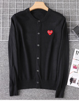 Prêt à expédier mode Laine tricoté cardigan Amour coeur broderie hommes femmes cardigan pull en laine veste pour les amateurs et les enfants
