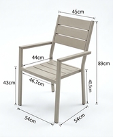 Ensemble de salle à manger d'extérieur en gros avec table rectangulaire à lattes en HDPE et structure en acier empilable et 2 fauteuils