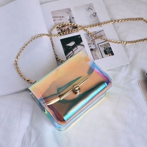 <span class=keywords><strong>Feuille</strong></span> <span class=keywords><strong>de</strong></span> film holographique transparente en TPU, dichroïque, arc-en-ciel, pour la fabrication <span class=keywords><strong>de</strong></span> sacs, <span class=keywords><strong>de</strong></span> vêtements, <span class=keywords><strong>de</strong></span> chaussures et d'acrylique - Product Image 5