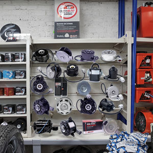 Motore Ventilatore Radiatore Auto Originale all'Ingrosso, Ricambio Motore di Raffreddamento 12V DC AC per TOYOTA LEXUS 16363 - Product Image 1