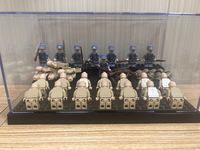 Mini boîte d'affichage de figurines d'action Block Figure display case