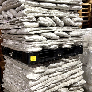 2Lians EPS Lumps Blancs pour Recyclage Emballés sur Palette - Product Image 1