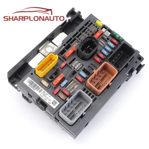 Boîte à fusibles pour pièces automobiles 9675879180 pour Peugeot, ensemble de boîte à fusibles - Product Image 4