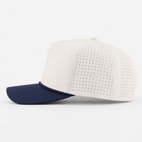 Casquette de baseball structurée bicolore avec logo brodé personnalisé, panneau perforé, bordure en corde et fermeture snapback pour le golf et les activités de plein air
