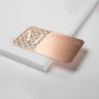 Plaque de nom rectangulaire moderne en acier inoxydable brossé, personnalisée en gros, avec impression gravée, numéro de série et code QR pour entreprises