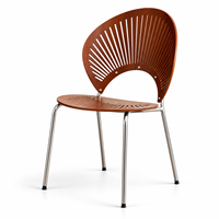 Chaise de salle à manger vintage médiévale simple, sans accoudoirs, avec assise et dossier rembourrés, pieds en métal, structure en bois, pour usage domestique, salons/salles à manger
