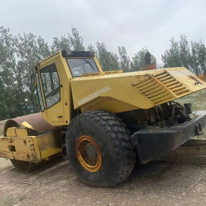 รถบดถนนแบบลูกกลิ้งเดี่ยว โบแม็ก 225D-3 เครื่องยนต์ดีเซล แรงสั่นสะเทือน 50 กิโลนิวตัน ความเร็ว 0~16 กม./ชม. ความลาดชัน 30% - Product Image 1