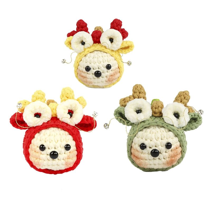 Ensemble trois pièces de danse du lion