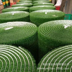 Tapis de gazon artificiel Green Grass Gold Mining Dream, lavable en machine, pour usage extérieur, 1x15m - Product Image 6