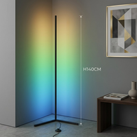 Lampe de sol d'angle LED minimaliste moderne à lumière ambiante RGB 24W ultra-mince au design métallique élégant, à intensité variable