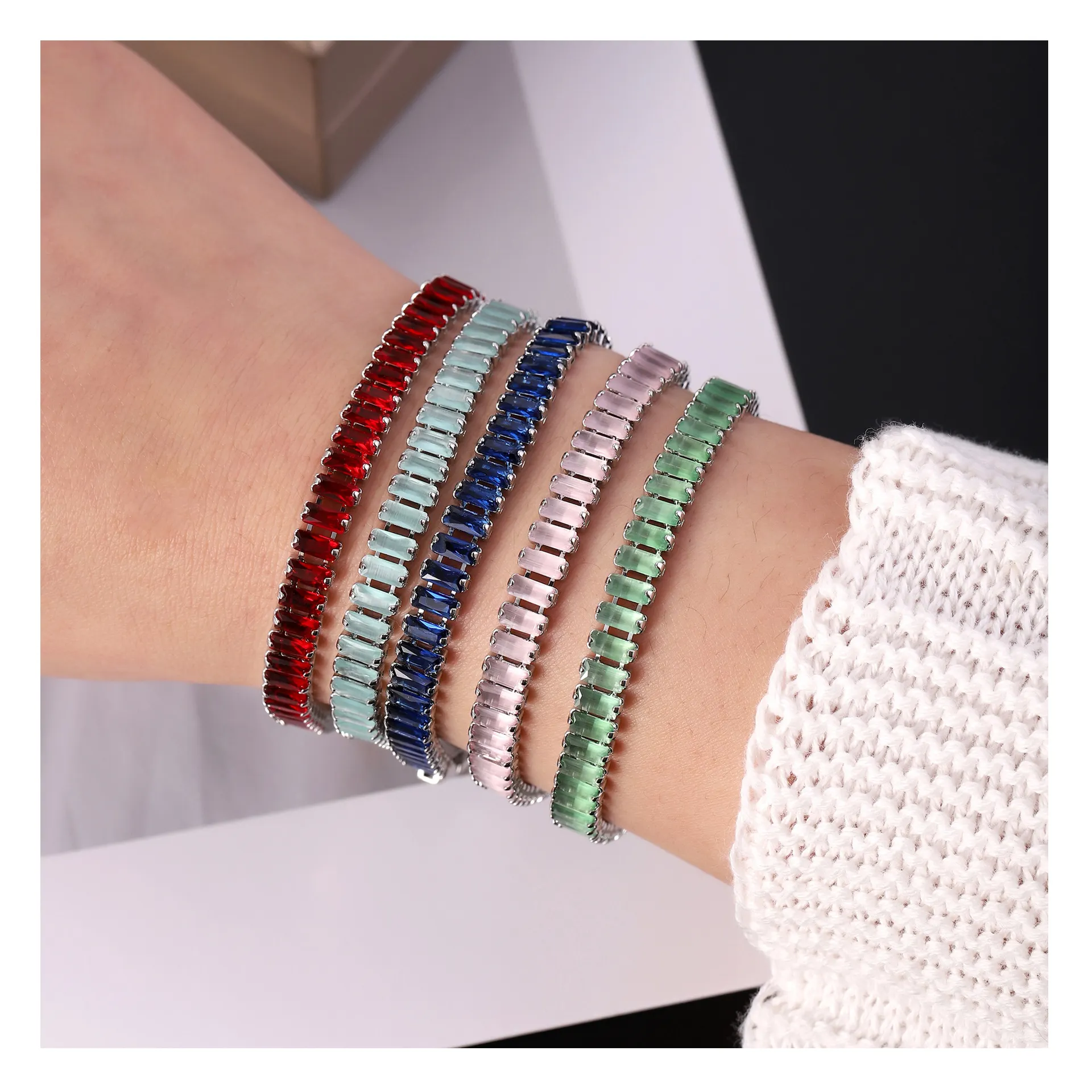 Großhandel Lieferant Kristall buntes Tennis-Armband Mode Damen Charme Zirkon-Armband für Mädchen