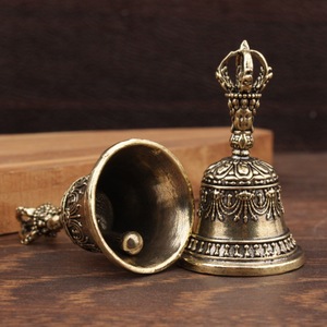 Cloche tibétaine en laiton, cloche Vajra, cloche du Sutra du Cœur, décoration d'intérieur, collection de sculptures en relief - Product Image 2