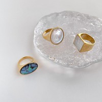 Bijoux à la mode en gros 18K plaqué or coquille anneaux en acier inoxydable anneaux pour femmes bagues délicates
