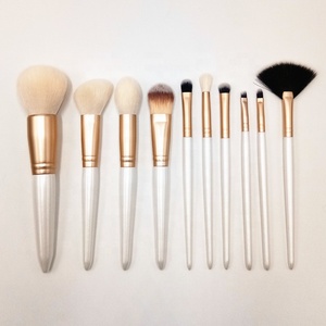 Juego <span class=keywords><strong>de</strong></span> brochas <span class=keywords><strong>de</strong></span> maquillaje, 10 brochas <span class=keywords><strong>de</strong></span> maquillaje profesionales, color dorado y blanco perla - Product Image 1