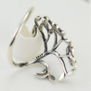 Anello con ramo di foglie verdi in stile coreano, smaltato a mano, regolabile, aperto, elegante, gioiello da donna, idea regalo. - Product Image 3
