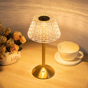 Lampade da Tavolo LED di Lusso <span class=keywords><strong>Vintage</strong></span> con <span class=keywords><strong>Paralume</strong></span> <span class=keywords><strong>in</strong></span> Cristallo Dorato, Dimmerabili, Ricaricabili, Senza Fili, con Controllo Touch per Ristoranti - Product Image 4