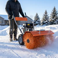 Machine à déneiger avec tête de souffleur à neige et lame à neige en option pour les cours d'entreposage