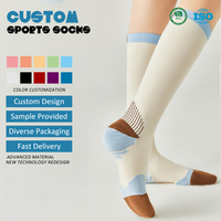 Chaussettes de compression pour femmes, sport et mode, en nylon, avec semelle en tissu éponge, bout sans couture, liées à la main, anti-humidité, pour le badminton