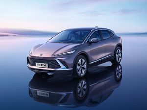 Vehículo Eléctrico SUV Crossover E4 Nuevo de Calidad Superior, 180 km/<span class=keywords><strong>h</strong></span>, 530 km de Autonomía - Product Image 2