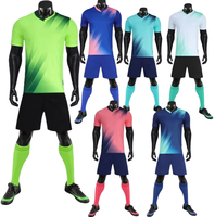 Heim- und Auswärtstrikots Fußball-Fanversion Fußballtrikot Thai-Qualität Fußballtrikots Fußballausrüstung Fußballshirt Fußballbekleidung