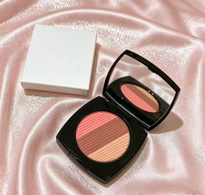 Palette de maquillage portable 3-en-1 : blush, highlighter et contour, fini mat, blanc éclatant - Product Image 2
