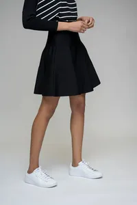 ニットウェアファクトリーカスタム伸縮性フレア女性ベーシック多用途レディスカートティーンガールドレスハイウエストニットプリーツレディーススカート