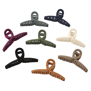 Pinzas de Pelo Grandes con Diseño de Lazo en Spray Mate para Mujer, Estilo Maillard, Elegantes Pinzas de Pelo de Plástico con Forma de Mariposa - Product Image 4