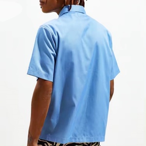 Chemises de travail pour hommes à manches courtes, col rabattu, avec poche, décontractées, à fermeture éclair, personnalisées OEM, de haute qualité et tendance - Product Image 3