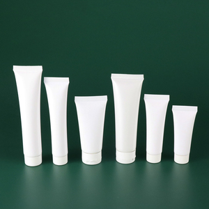 Ustom-tubo Ream/acial, 10ml -300ml - Product Image 3