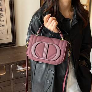 Stylish And Versatile Saddle <b>Giftbag</b> New Luxury Women's Shoulder Bag Trendy Minimalist Ladies Girls Women Shoulder Crossbody Bag - Product Image 3