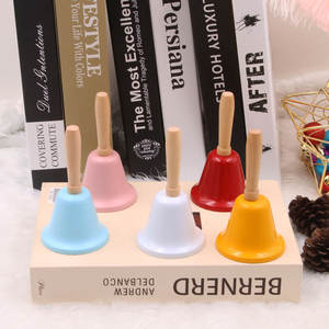 Decorazioni natalizie 6.5cm calibro multicolore <span class=keywords><strong>Santa</strong></span> Metal Iron <span class=keywords><strong>Bell</strong></span> <span class=keywords><strong>Santa</strong></span> <span class=keywords><strong>Hand</strong></span> <span class=keywords><strong>Bell</strong></span> per decorazioni natalizie - Product Image 6