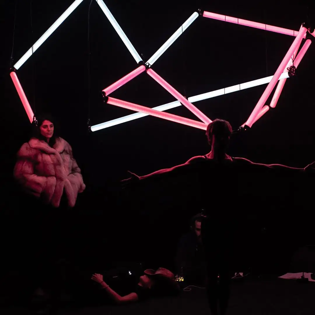 3D видео потолочное сценическое украшение DMX RGB 360 градусов Светодиодная лампа
