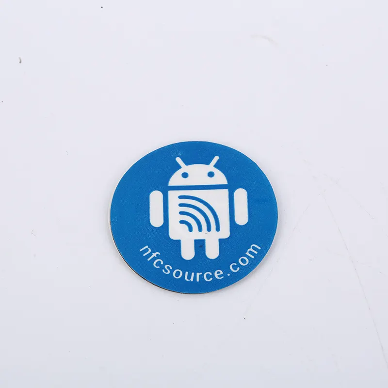 Adesivo passivo RFID personalizzato per animali domestici programmabile etichetta in carta NFC Dia30mm 13.56Mhz Tag con Link al sito web