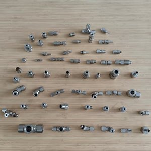 1/<span class=keywords><strong>2</strong></span> "Nữ <span class=keywords><strong>NPT</strong></span> <span class=keywords><strong>3</strong></span>/4" Nam <span class=keywords><strong>NPT</strong></span> thép không gỉ ỐNg Lót ổ cắm lắp ống áp suất thấp bề mặt mạ nắp giả mạo hóa chất - Product Image 3