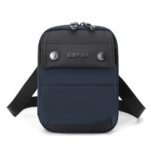 Nueva Bolsa de Pecho Pequeña Cuadrada de Nailon Impermeable y Resistente al Desgaste para Hombre, para Viajes y Desplazamientos, con Cierre de Cremallera y Costuras - Product Image 4