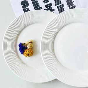 Nouvelle arrivée Assiette plate en céramique rayée Assiette de restaurant chinois et occidental Luxe léger <span class=keywords><strong>Cuisine</strong></span> d'hôtel <span class=keywords><strong>Cuisine</strong></span> privée Assiette - Product Image 3