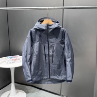 Vestes Hardshell d'extérieur de printemps de haute qualité en gros-Vestes coupe-vent imperméables et respirantes personnalisables