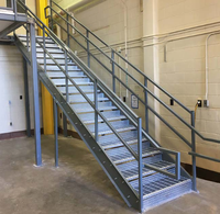 Escaliers en fer galvanisés à chaud de structure en acier extérieure moderne de Prima avec l'escalier d'étape de plaque à carreaux pour l'application de villa