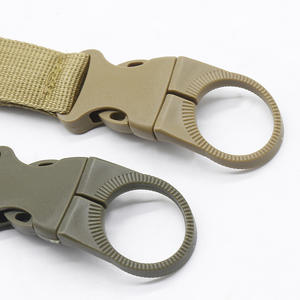 새로운 디자인 Koonong 나일론 전술 야외 기어 카라비너 물병 홀더 클립 자동차 용 맞춤형 로고 병 버클 후크 - Product Image 3