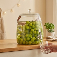 Distributeur de boissons en plastique PET incassable avec robinet, bouilloire à eau froide transparente, sangle de transport portable, style occidental pour usage extérieur et domestique