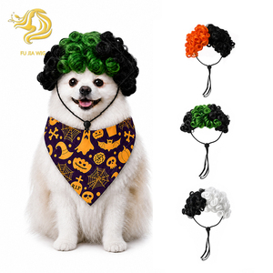 Perruque bouclée <span class=keywords><strong>afro</strong></span> pour animaux de compagnie avec cordon de serrage réglable, bandana imprimé sur le thème d'Halloween pour séances photo et fêtes - Product Image 1
