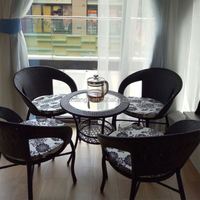 Ensemble de table et de chaises de salle à manger décontractées de luxe en gros moderne, ensemble de table et de chaises en rotin pour terrasse de jardin