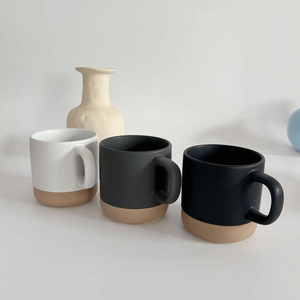 Mug noir mat personnalisable, combinaison de deux couleurs, tasse à thé en céramique, mug à café avec logo - Product Image 5