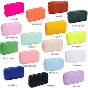 Regalo del Día de la madre, parches de chenilla personalizados, bolsa de <span class=keywords><strong>viaje</strong></span> impermeable de nailon con cremallera, bolsa de cosméticos de maquillaje, <span class=keywords><strong>neceser</strong></span> para <span class=keywords><strong>mujer</strong></span> - Product Image 6